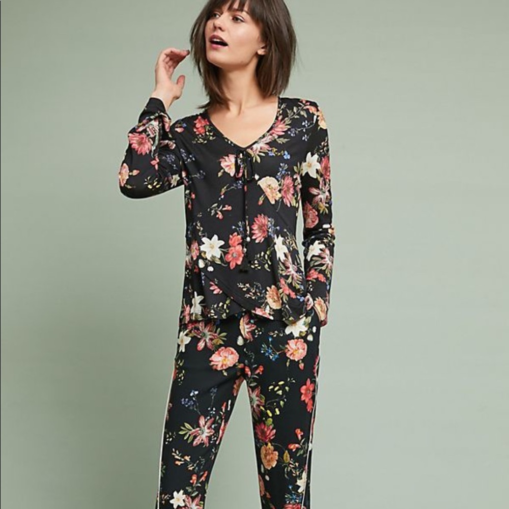 Anthropologie Cropped Floral Pants